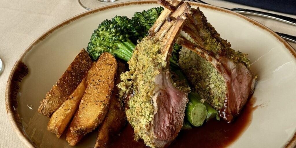 Delicious, well-cooked lamb chops served with crispy seasoned potato wedges and fresh broccoli. Ideal for fine dining at Odawa Casino & Resort.